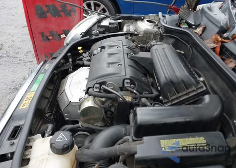 2008 Mini Cooper z USA, uszkodzony, nr VIN WMWMF33588TT63923